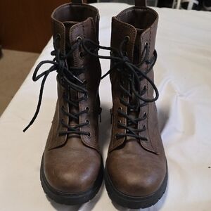 Brown Lace-Up Women's Boots